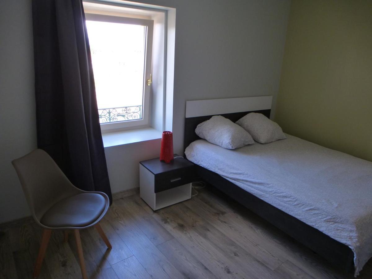 Grand Studio Et Jolies Chambres A Louer Passins Eksteriør bilde