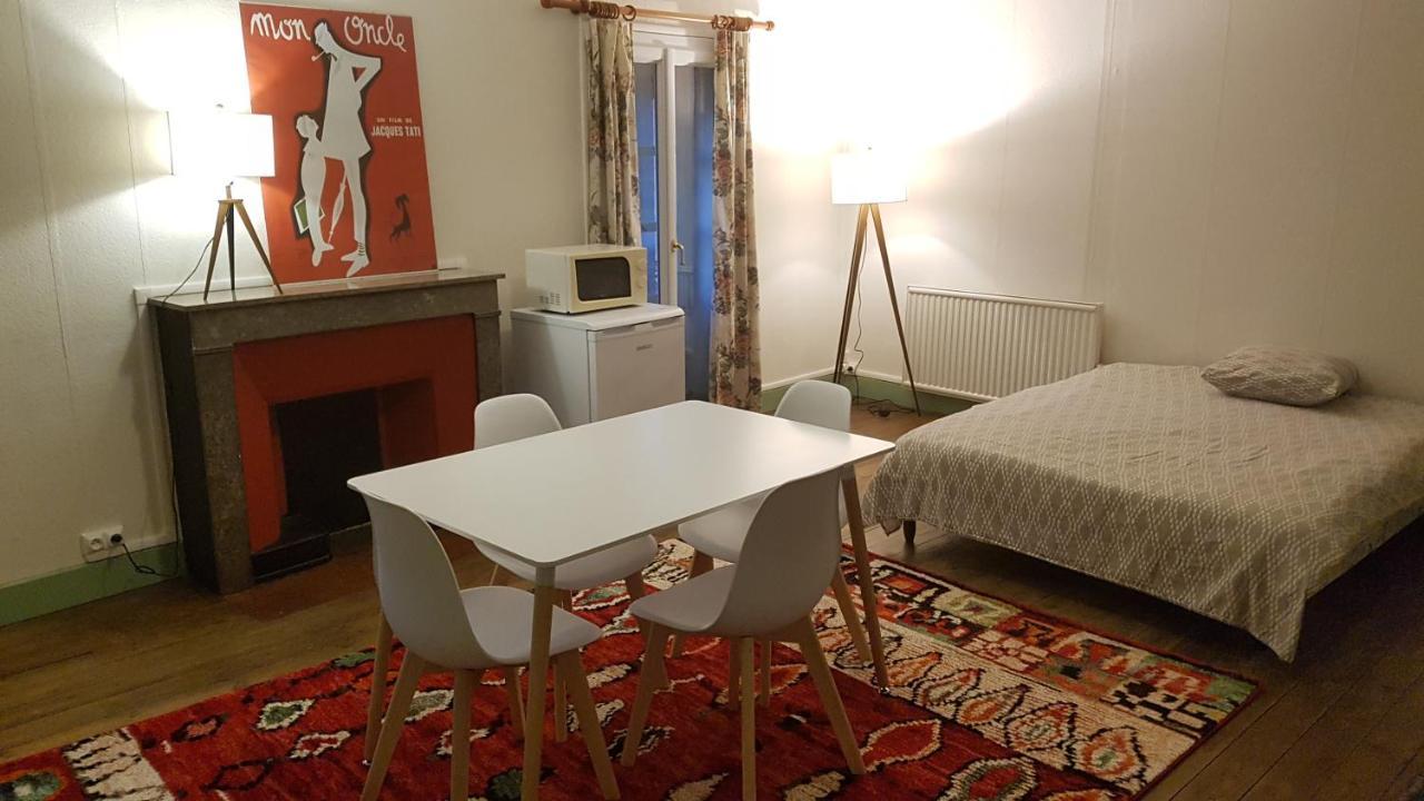 Grand Studio Et Jolies Chambres A Louer Passins Eksteriør bilde